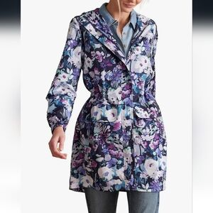 NWOT Vera Bradley Floral Hooded Pocket Women's Rain Jacket